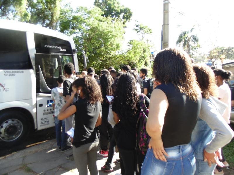 PRAIA DE BELAS SHOPPING PROMOVE AÇÃO COM O INSTITUTO ASCENDENDO MENTES